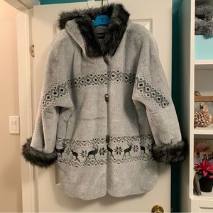 Ladies cozy jacket. Warm.